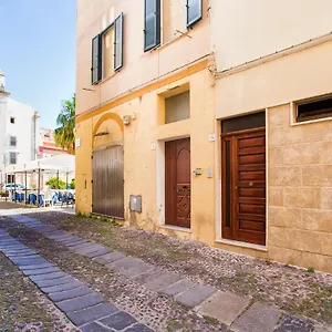 P.umberto Old Town Alghero